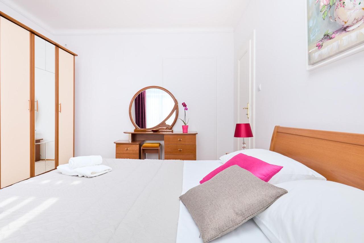 Seaview Apartment Ploce Dubrovnik Bagian luar foto