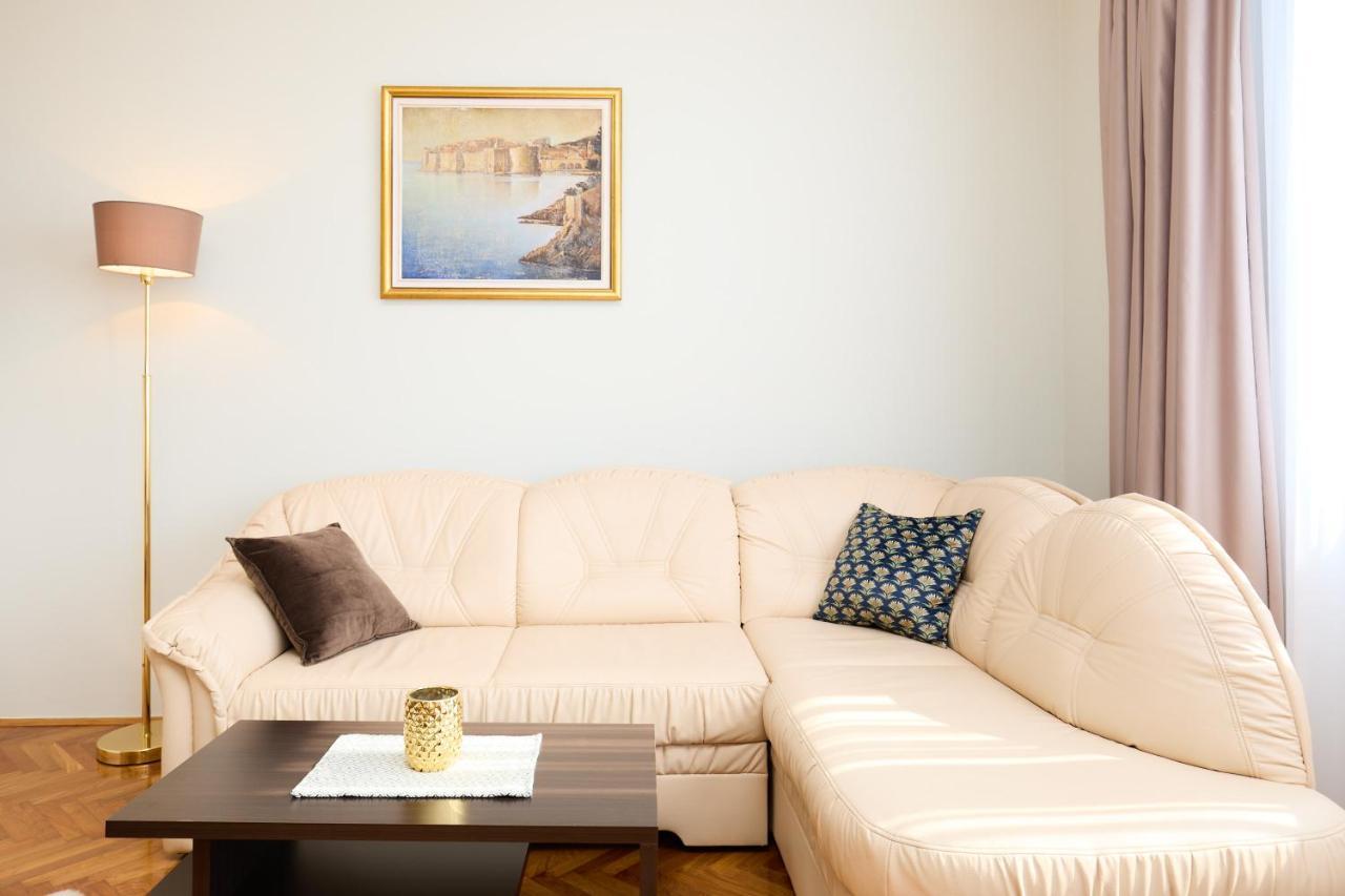 Seaview Apartment Ploce Dubrovnik Bagian luar foto